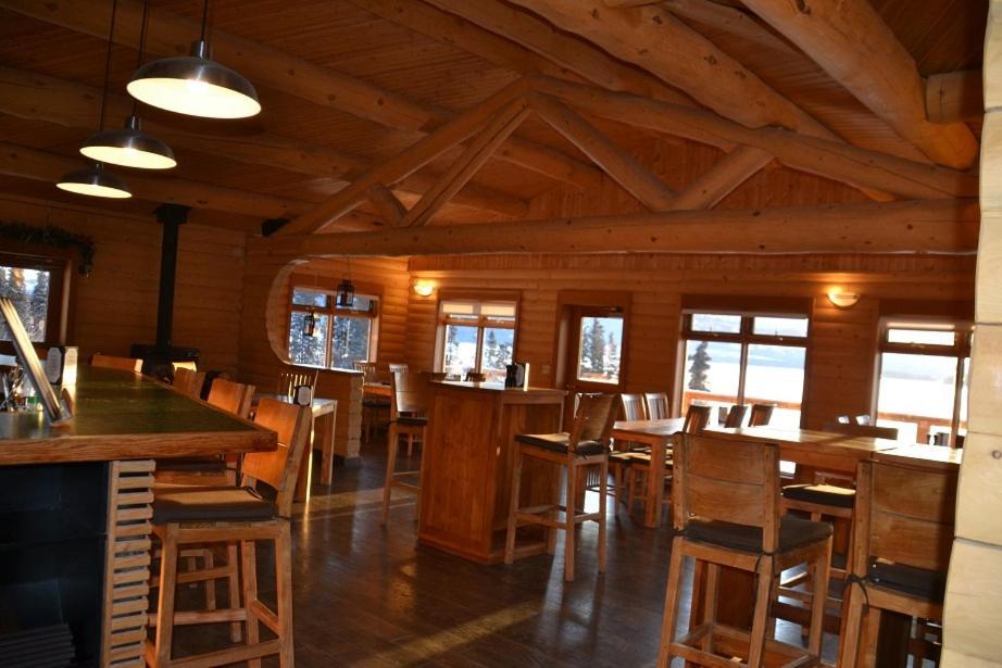 Southern Lakes Resort Tagish Exterior photo