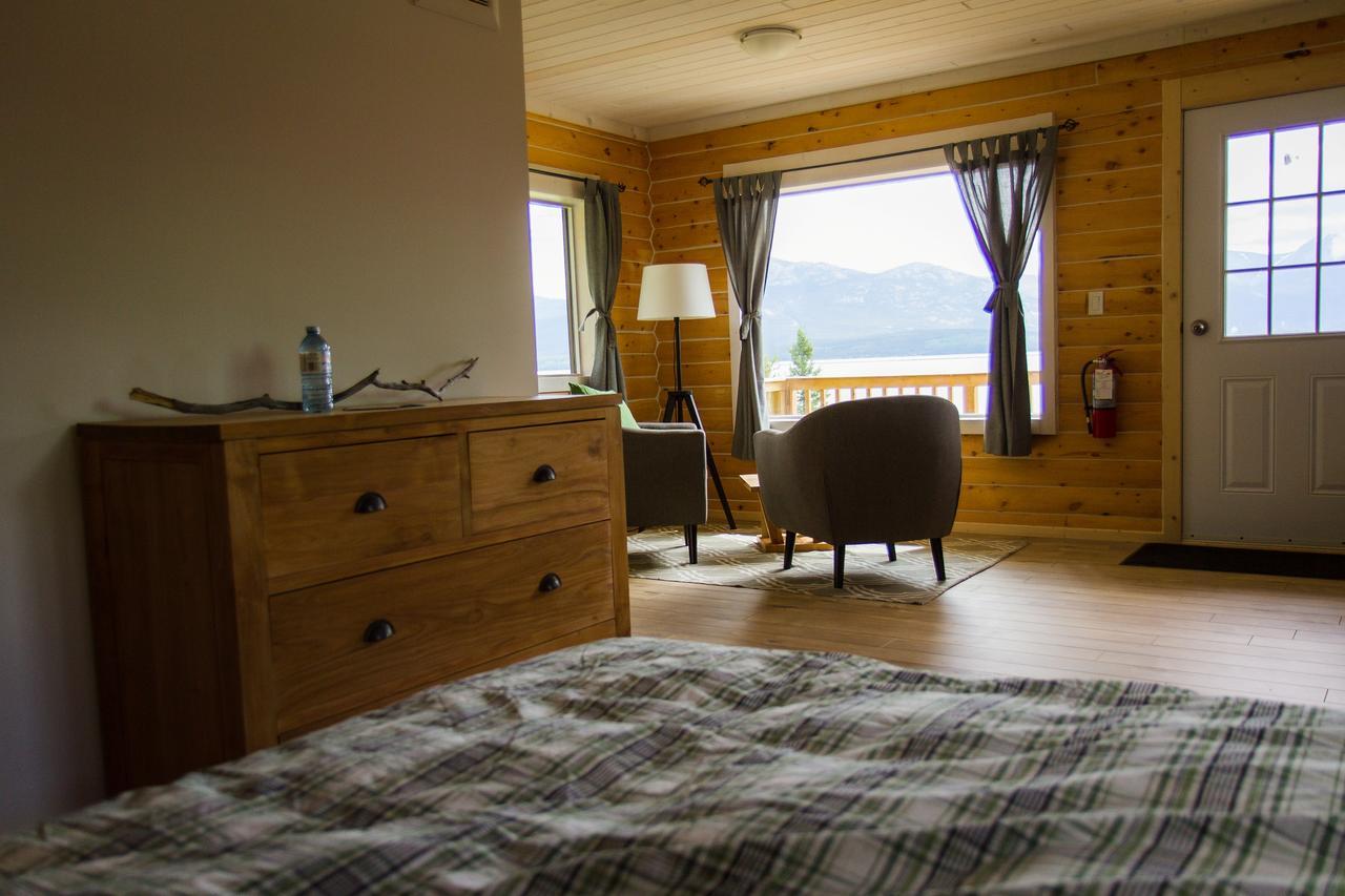 Southern Lakes Resort Tagish Exterior photo