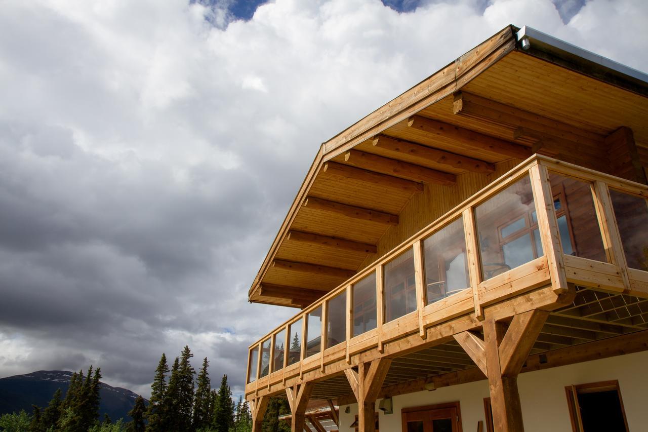 Southern Lakes Resort Tagish Exterior photo
