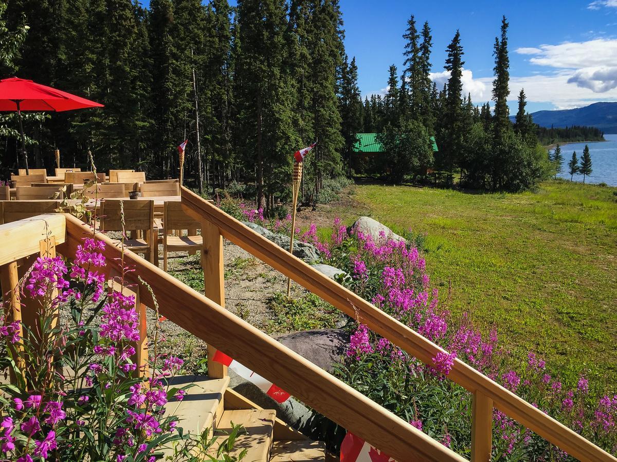 Southern Lakes Resort Tagish Exterior photo